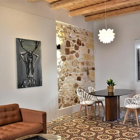 The Well D Hriszí Aktí Haniá